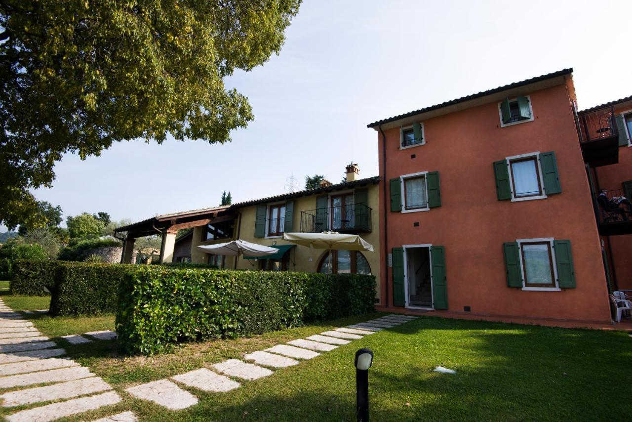 Residence Corte Camaldoli Garda  Exterior photo