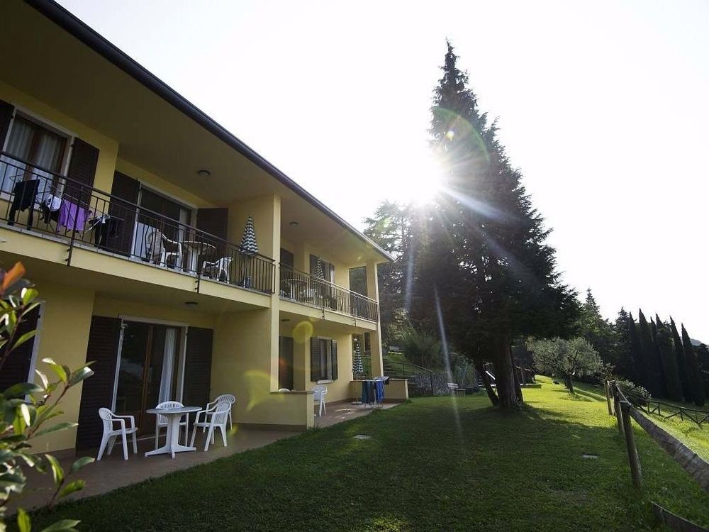 Residence Corte Camaldoli Garda  Exterior photo